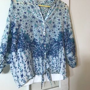 Flowy button up top